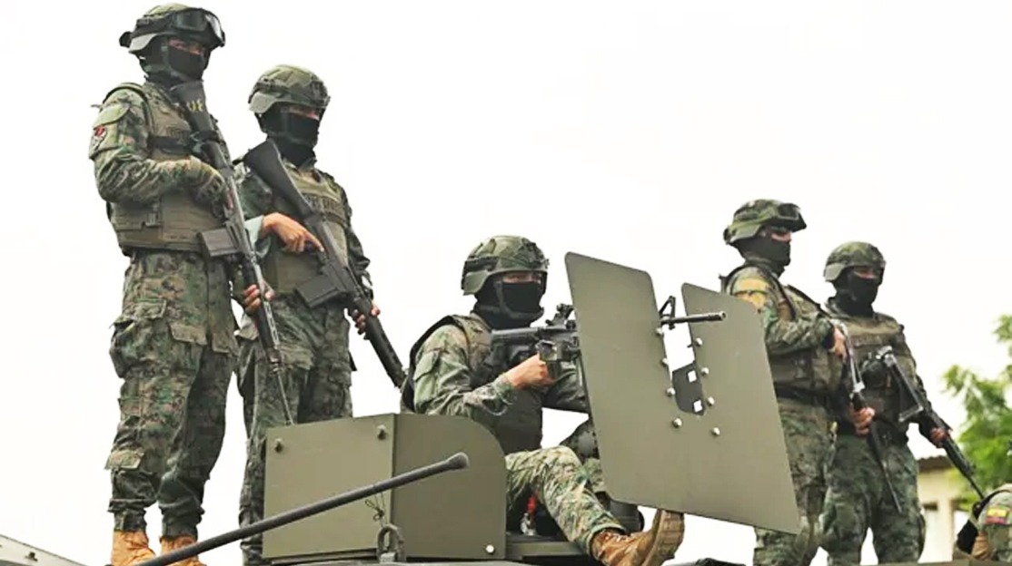 Ecuador deploys 75,000 troops against drug gangs