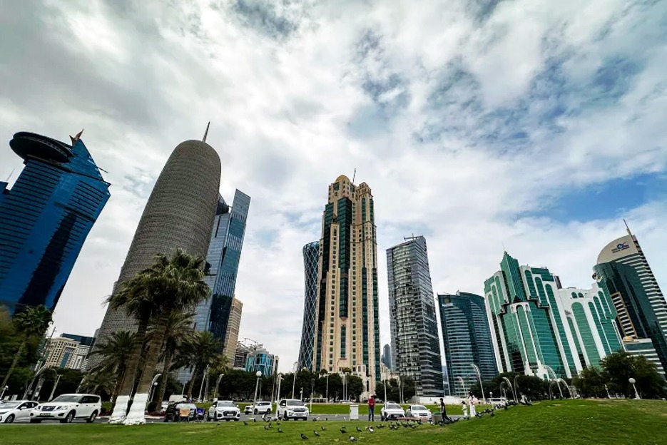 Qatar urges Iran to stop Gulf attacks