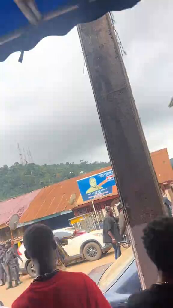 Armed Police, Civilians Clash in Dunkwa Over Chieftaincy Dispute