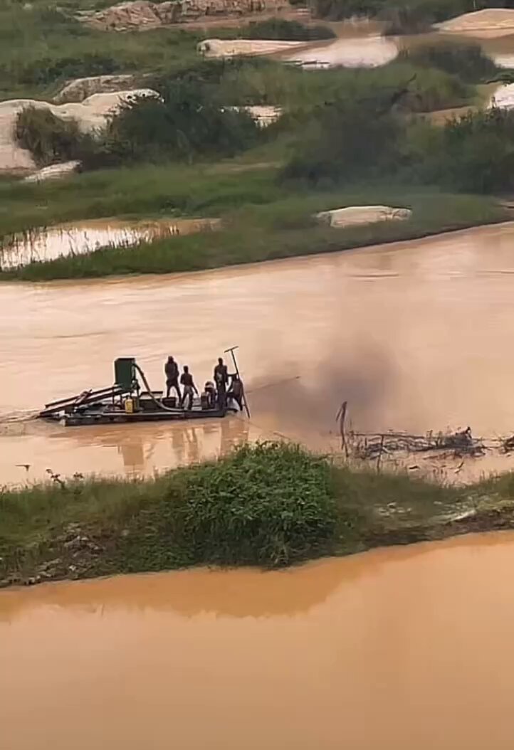 Galamseyers Defy Ban, Digging River Offin for Gold