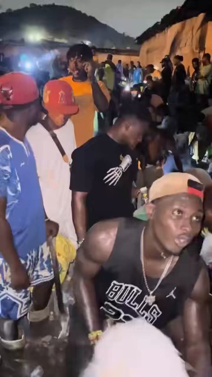 Hundreds Scavenge Demolished Obuasi Town Hall for Gold