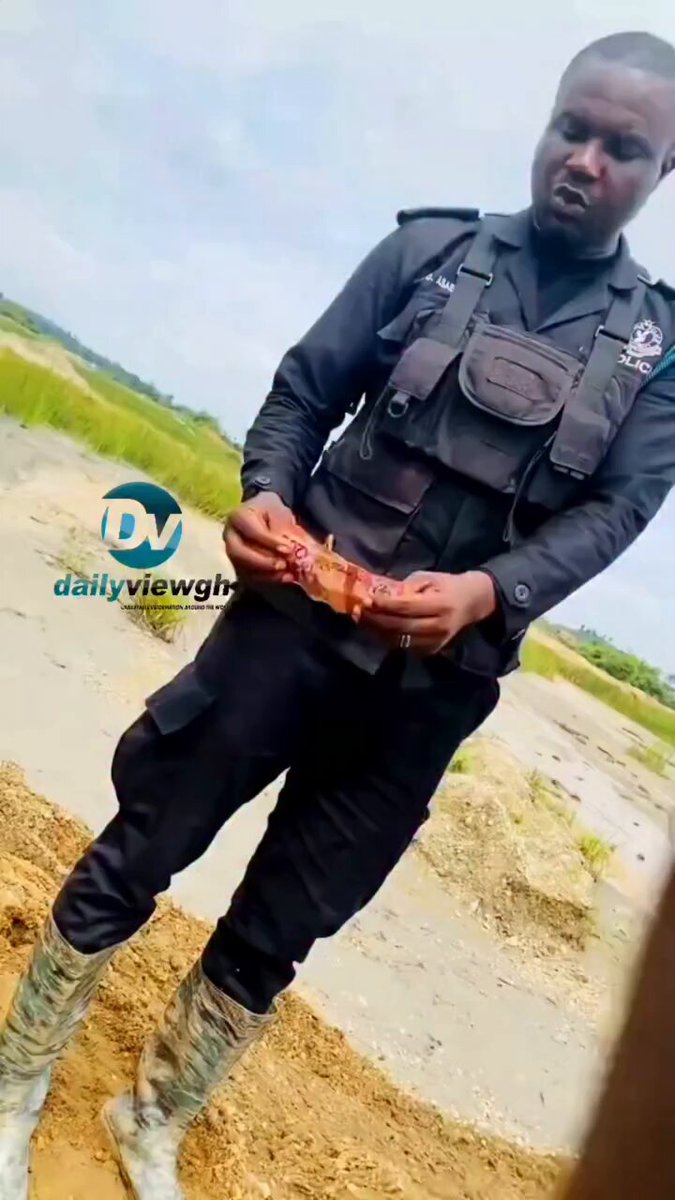 Officer Filmed Demanding Bribe at Galamsey Site in Abura Dunkwa