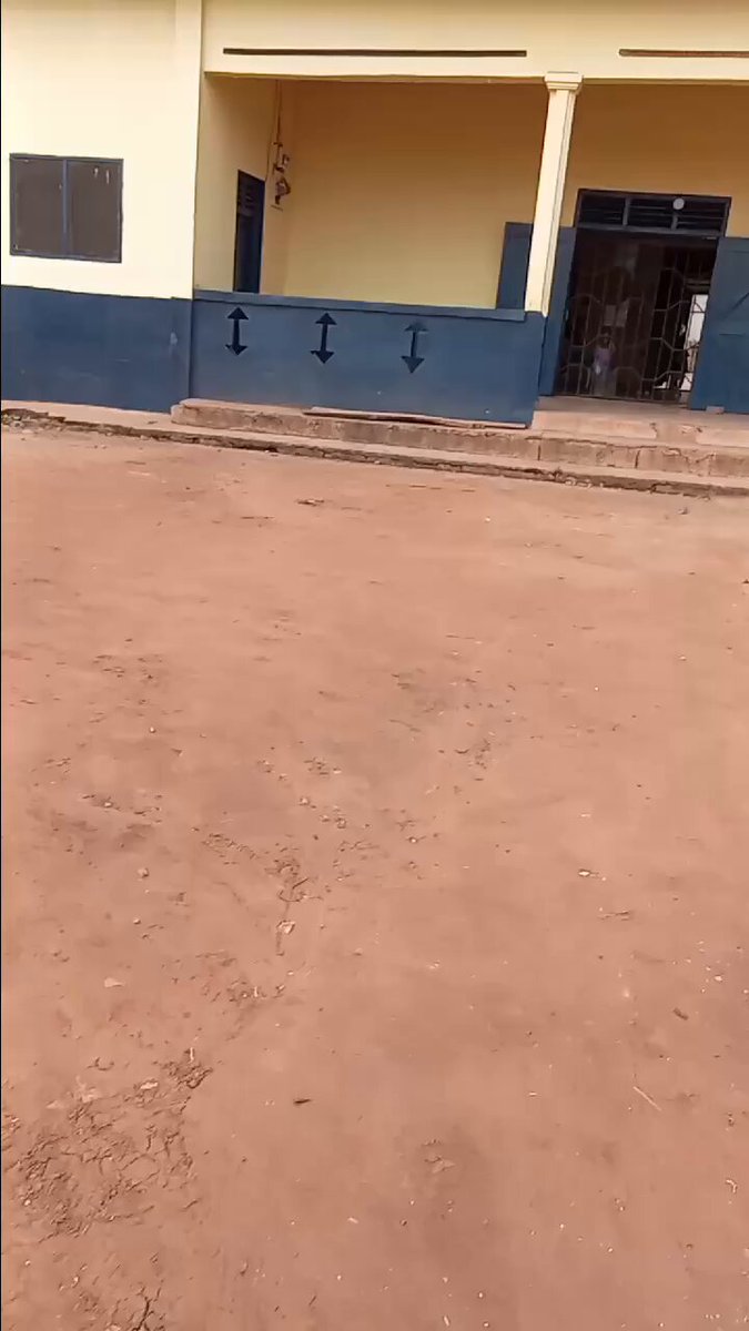 Police Officer Assaults Victim Reporting Scissors Attack